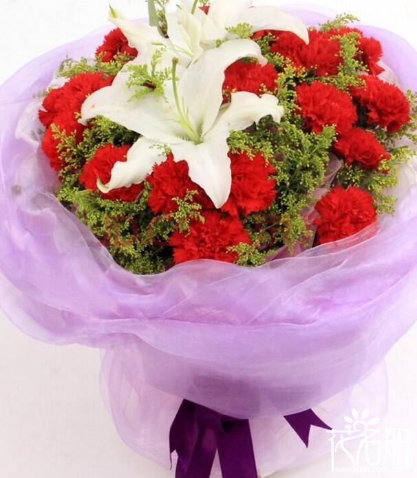 母亲生日送什么花好，给母亲过生日可以送花吗